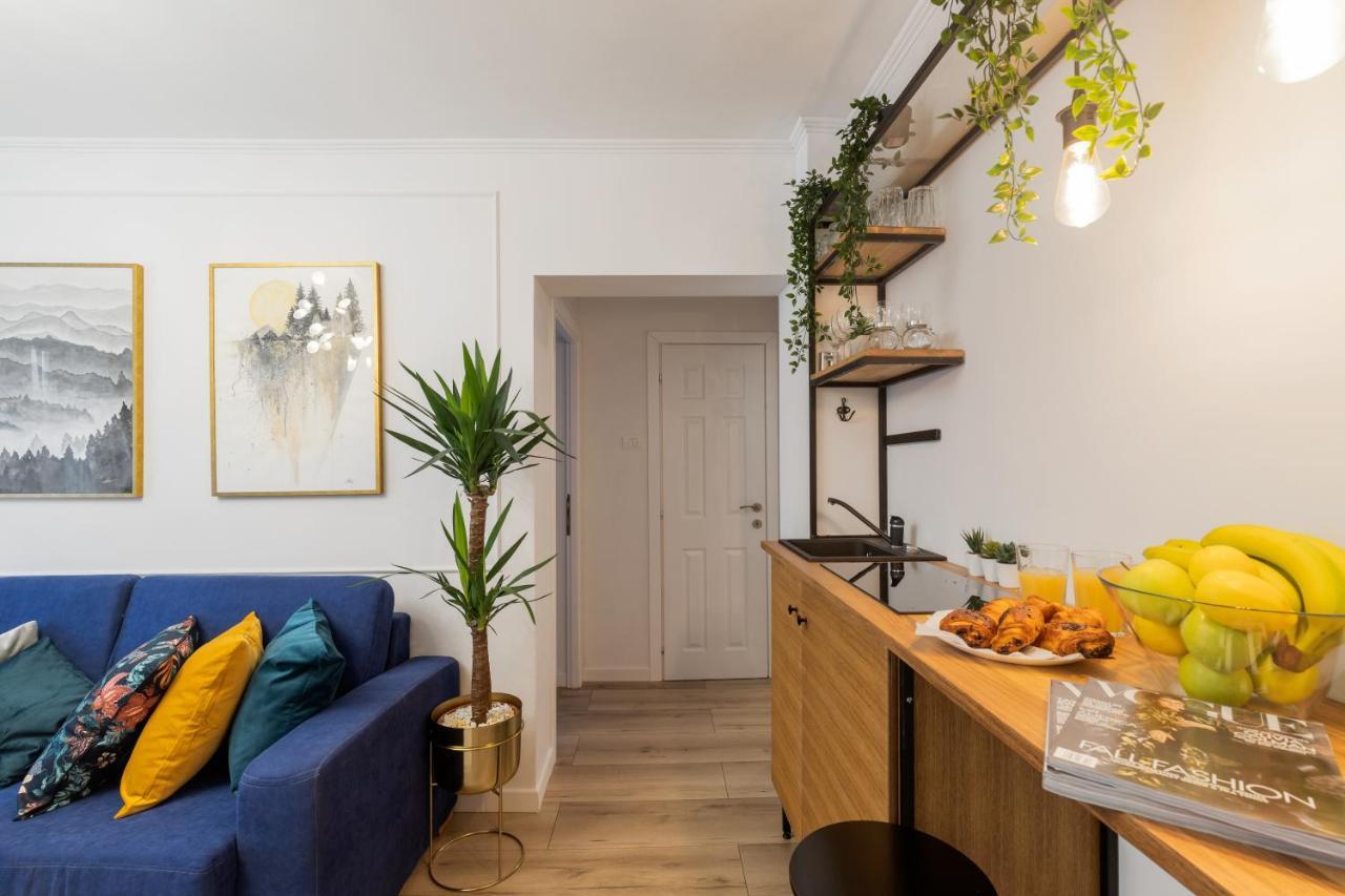Eclectic 3 Bedroom Calea Victoriei By Urbanesq Boekarest Buitenkant foto